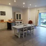 Апартаменты La Gaite De Louvignies-Quesnoy
